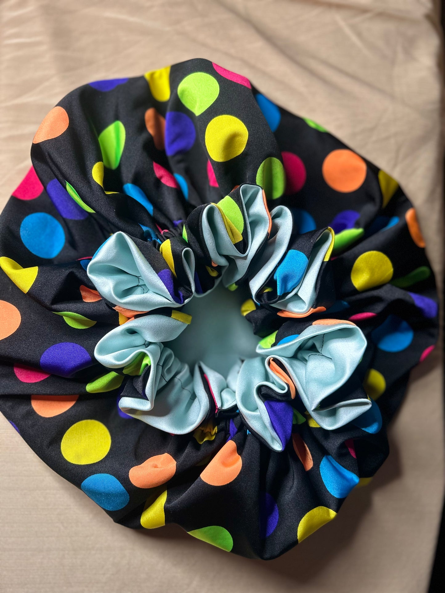 🎨 Playful Dots Bonnet