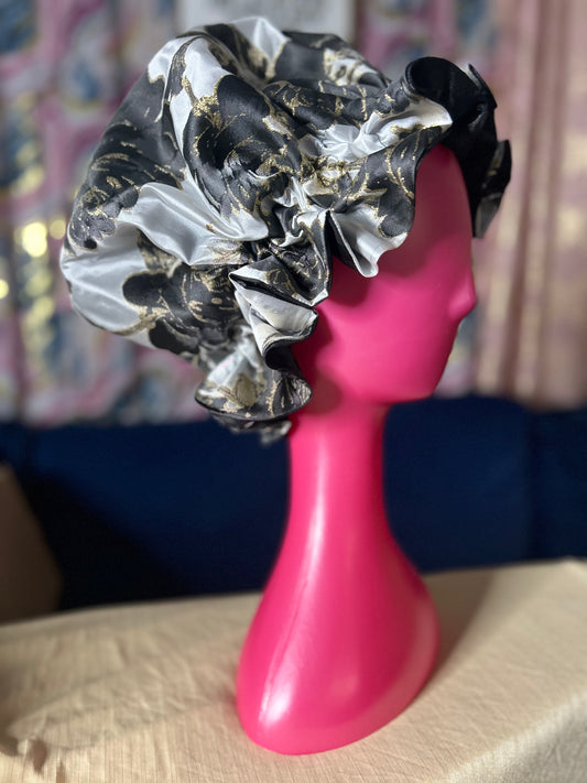 πΈ Gold & Noir Bloom Bonnet