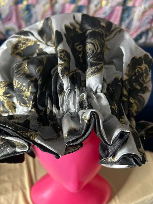 πΈ Gold & Noir Bloom Bonnet